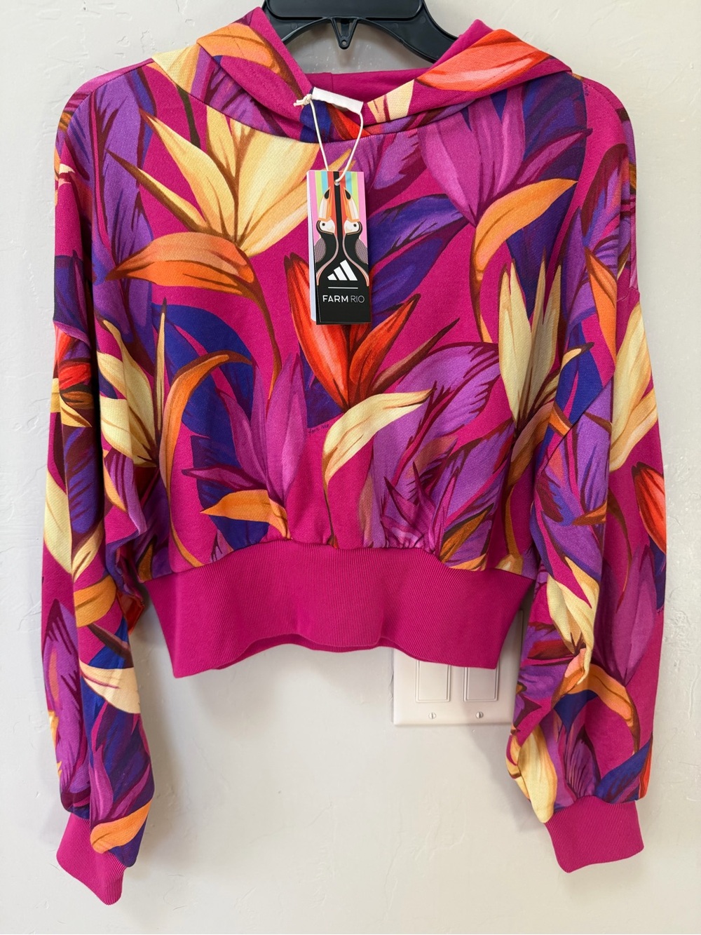 Adidas x Farm Rio Women’s M Cropped Hoodie Pink Birds of Paradise Sweatshirt